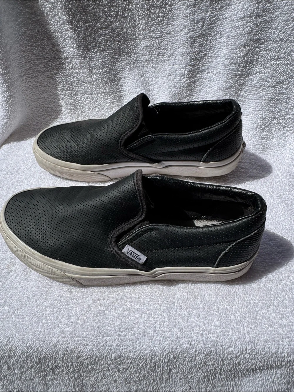 Vans Classic Slip-On Black Perforated Leather Shoes Women’s 7 Men’s 5.5